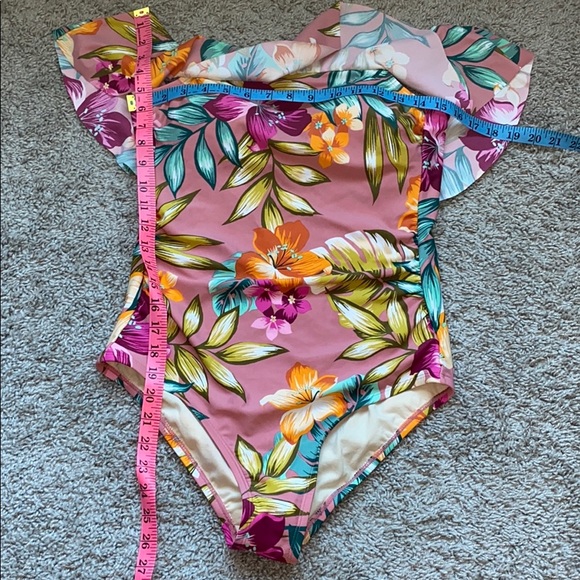 Kona Sol Off Shoulder Flounce 1pc Swimsuit sz Med - Picture 4 of 10